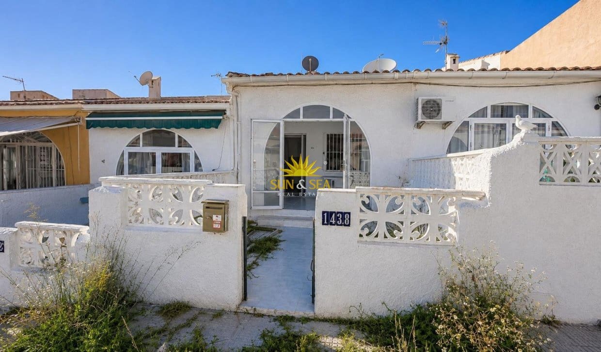 Casa de 1 habitación en El Chaparral en venta - 99.000 € (Ref: 9892702)