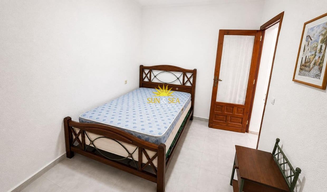 Casa de 1 habitación en El Chaparral en venta - 99.000 € (Ref: 9892702)