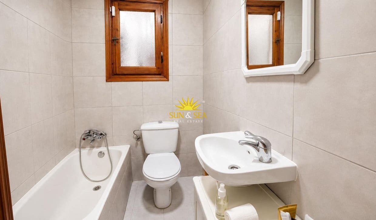 Casa de 1 habitación en El Chaparral en venta - 99.000 € (Ref: 9892702)