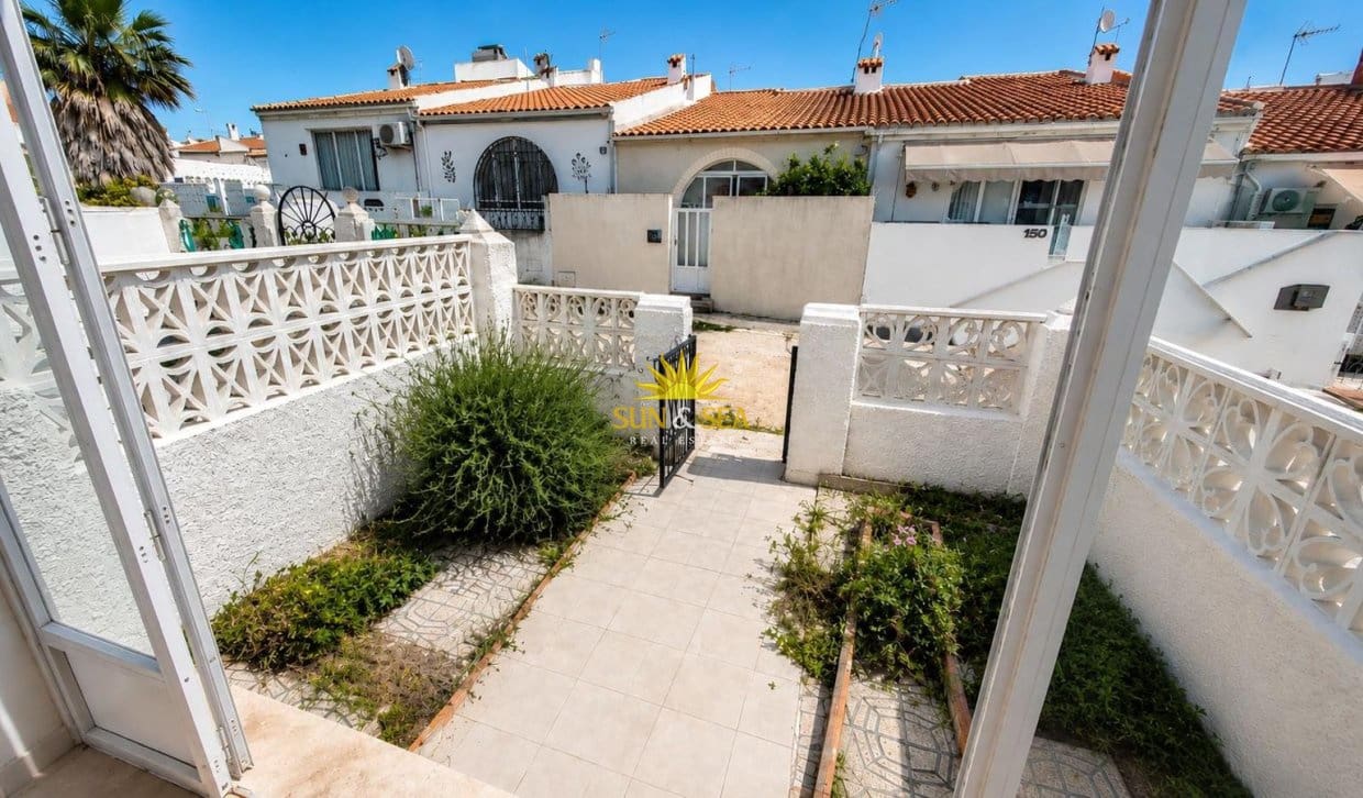 Casa de 1 habitación en El Chaparral en venta - 99.000 € (Ref: 9892702)