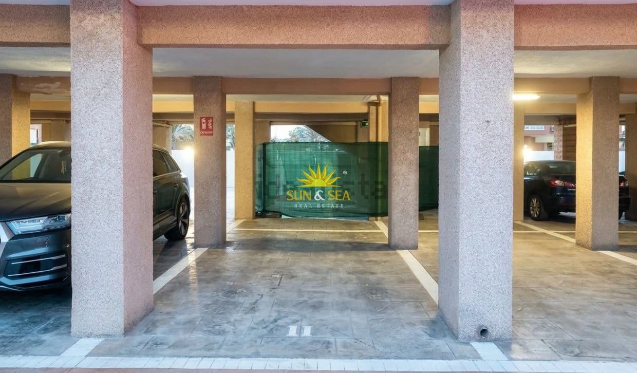 3 bedroom Apartment for holiday rental in Playa de San Juan with pool garage - € 1,300 (Ref: 9892703)