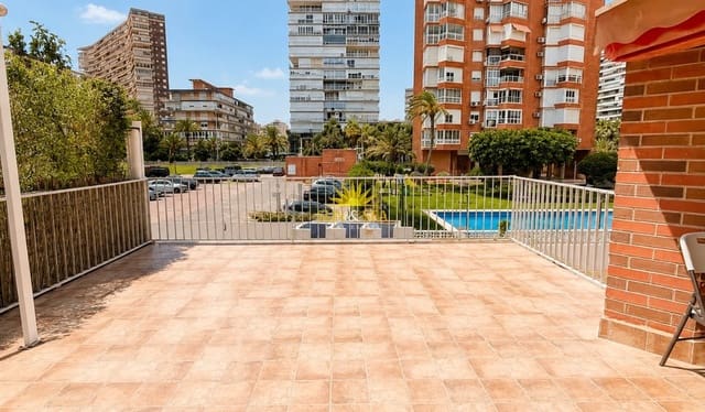 3 bedroom Apartment for holiday rental in Playa de San Juan, Alicante / Alacant city with pool garage - € 1,300 (Ref: 9892703)
