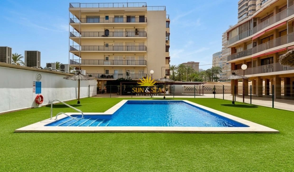 3 bedroom Apartment for holiday rental in Playa de San Juan with pool garage - € 1,300 (Ref: 9892703)