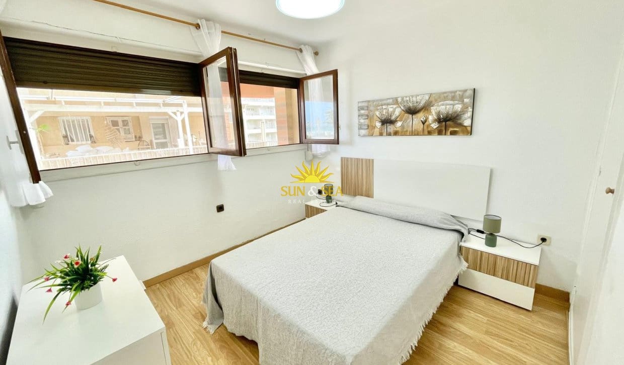 3 bedroom Apartment for holiday rental in Playa de San Juan with pool garage - € 1,300 (Ref: 9892703)