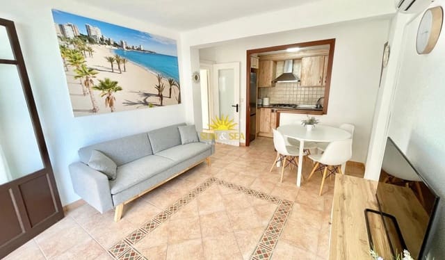Apartamento de 3 habitaciones en Playa de San Juan, Alicante / Alacant ciudad en alquiler vacacional con piscina garaje - 1.300 € (Ref: 9892703)