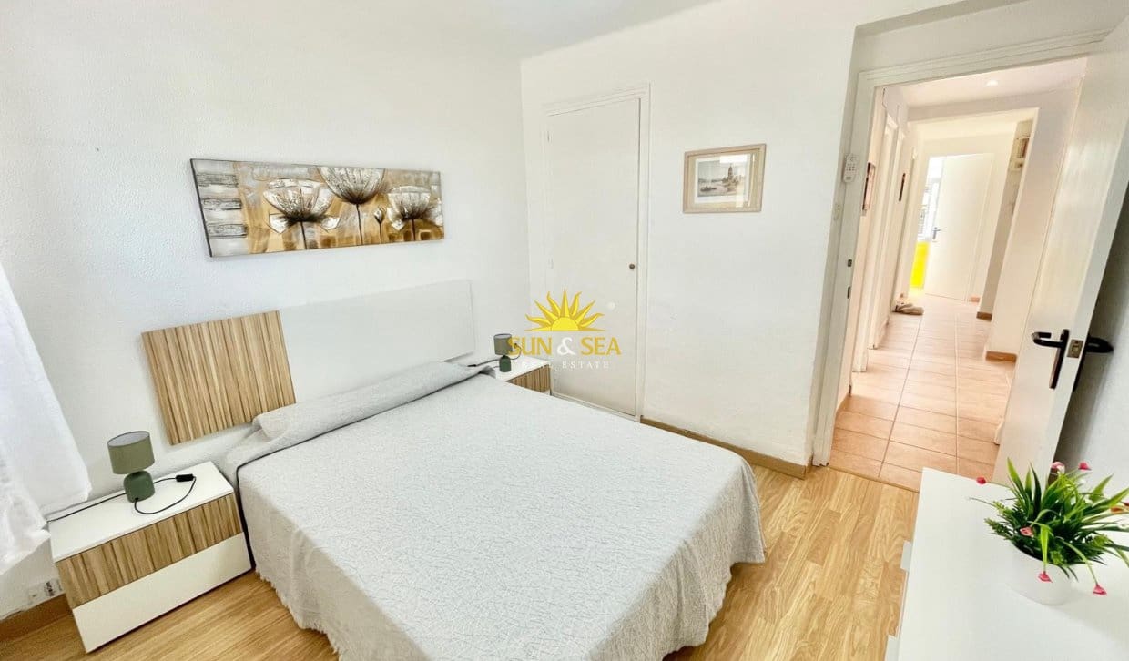 3 bedroom Apartment for holiday rental in Playa de San Juan with pool garage - € 1,300 (Ref: 9892703)