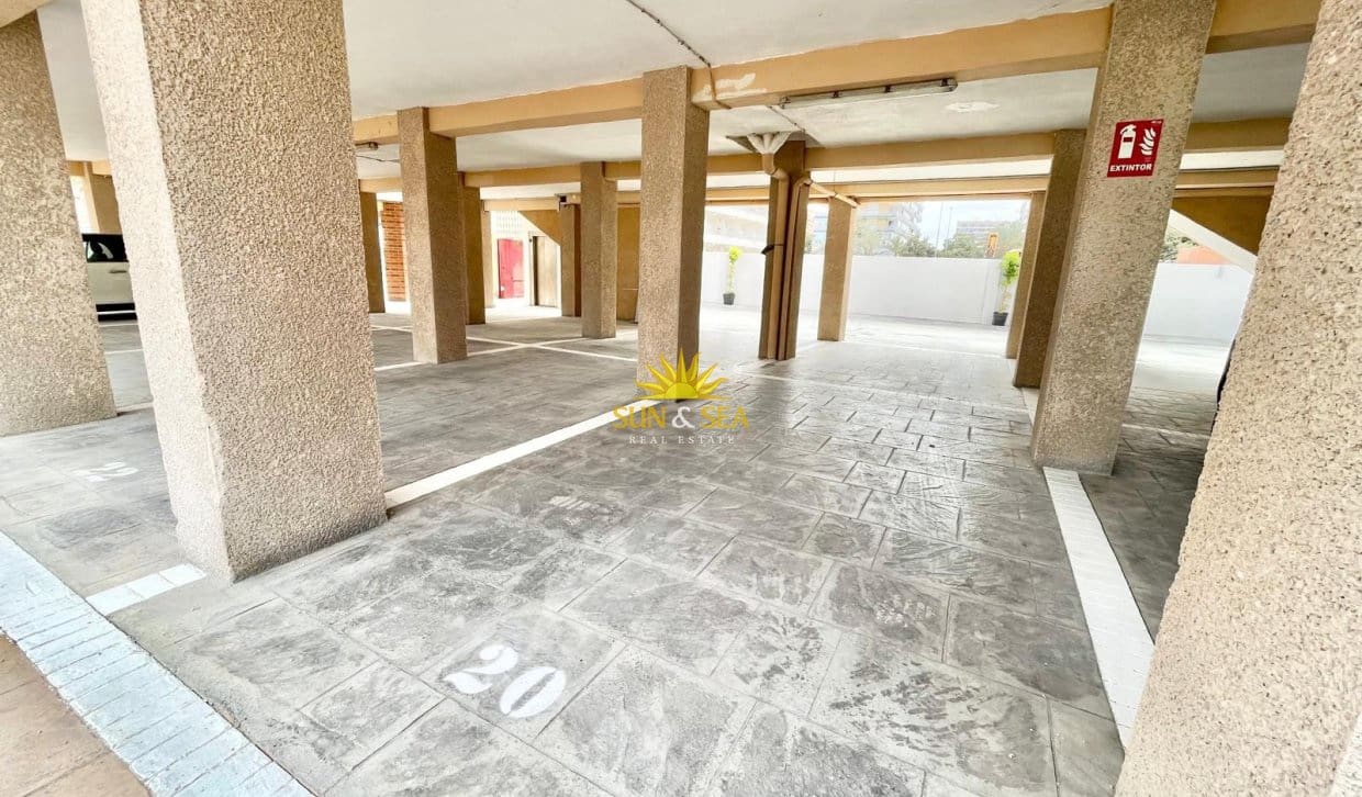 3 bedroom Apartment for holiday rental in Playa de San Juan with pool garage - € 1,300 (Ref: 9892703)