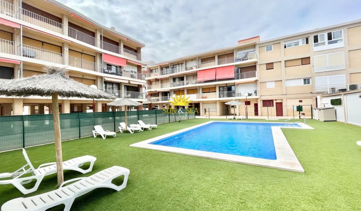 3 bedroom Apartment for holiday rental in Playa de San Juan with pool garage - € 1,300 (Ref: 9892703)