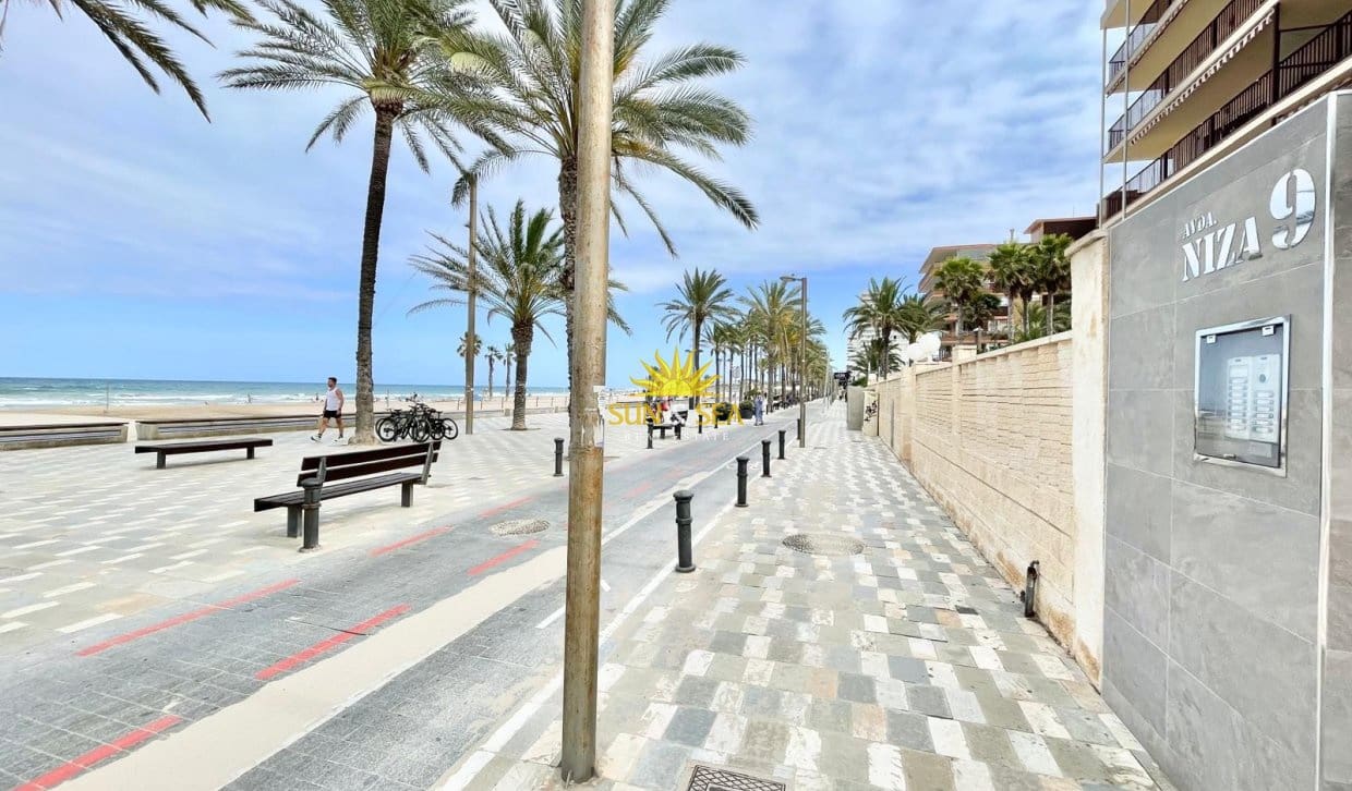3 bedroom Apartment for holiday rental in Playa de San Juan with pool garage - € 1,300 (Ref: 9892703)