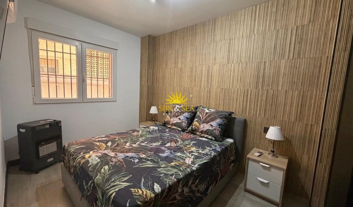 2 slaapkamer Appartement te koop in Torrevieja - € 229.000 (Ref: 9892971)
