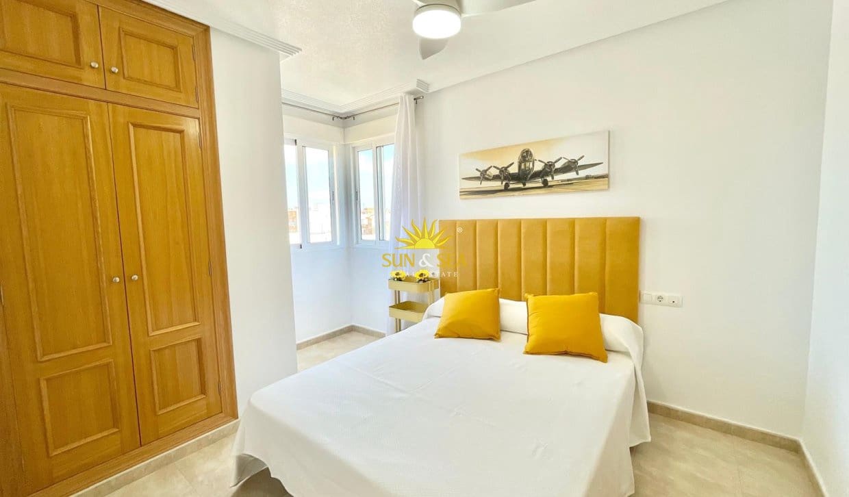 2 sovrum Lägenhet att hyra i Los Alcazares med garage - 800 € (Ref: 9893229)