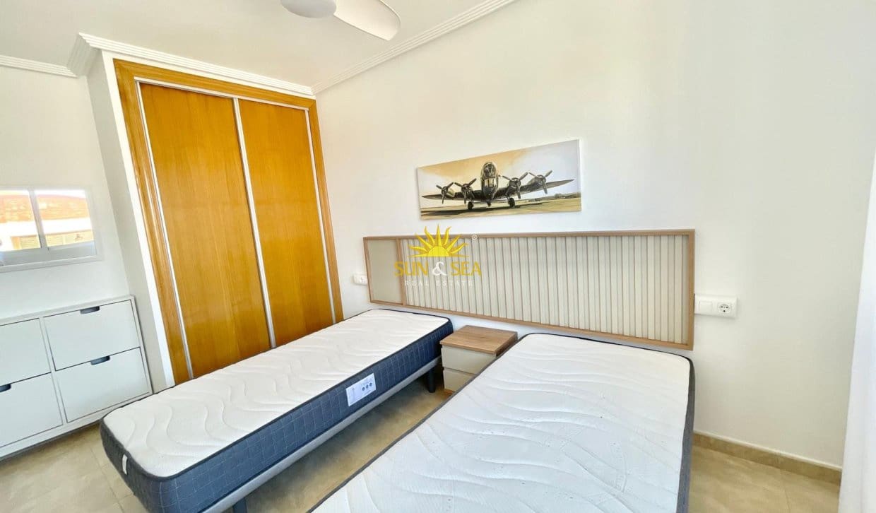 2 sypialnia Apartament do wynajęcia w Los Alcazares z garażem - 700 € (Ref: 9894898)