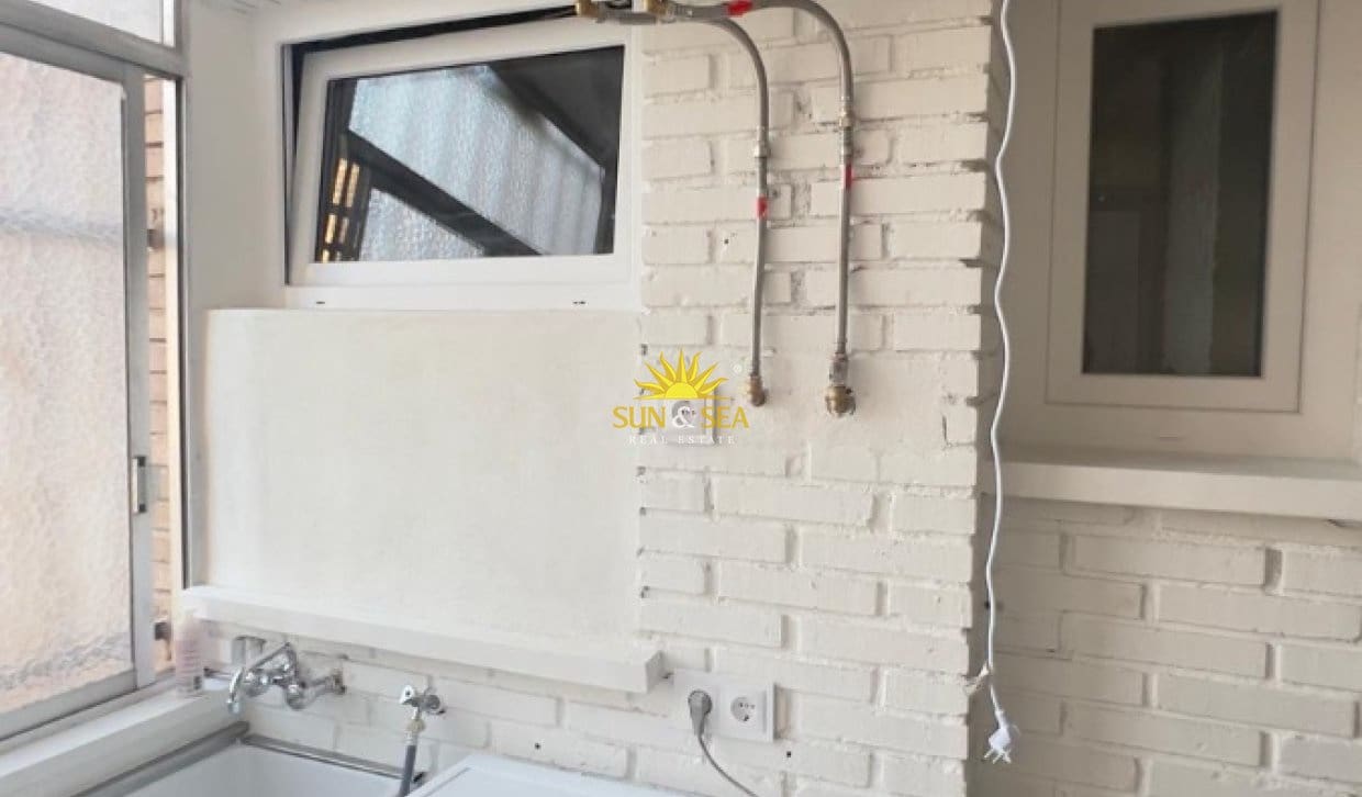 3 slaapkamer Appartement te huur in Murcia stad met garage - € 1.190 (Ref: 9895164)