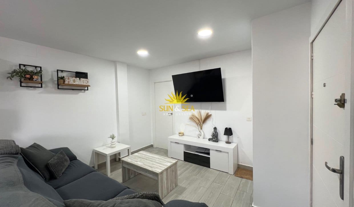 2 Zimmer Apartment zu vermieten in San Pedro del Pinatar mit Garage - 800 € (Ref: 9895165)