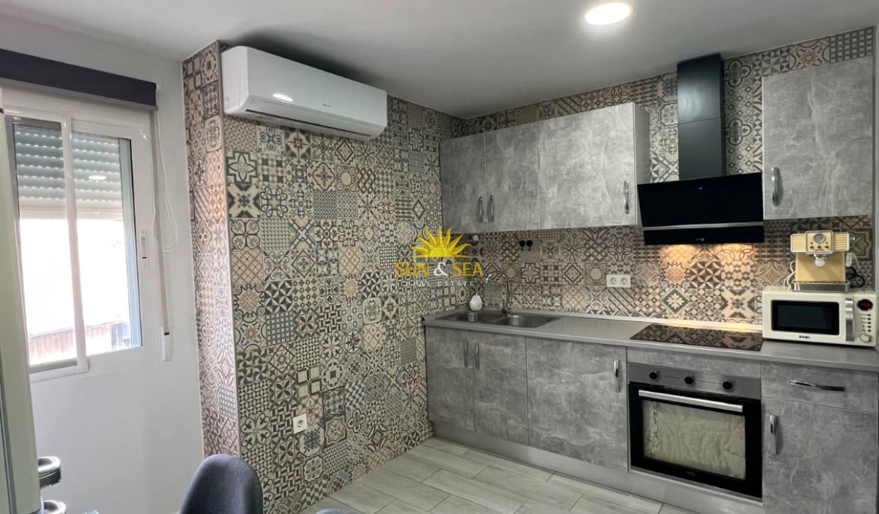 2 Zimmer Apartment zu vermieten in San Pedro del Pinatar mit Garage - 800 € (Ref: 9895165)
