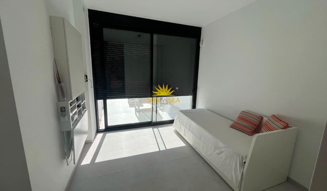 4 bedroom Townhouse for sale in San Pedro del Pinatar with pool - € 495,000 (Ref: 9895610)