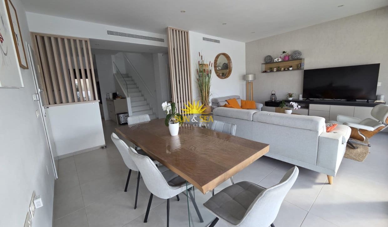 4 bedroom Townhouse for sale in San Pedro del Pinatar with pool - € 495,000 (Ref: 9895610)