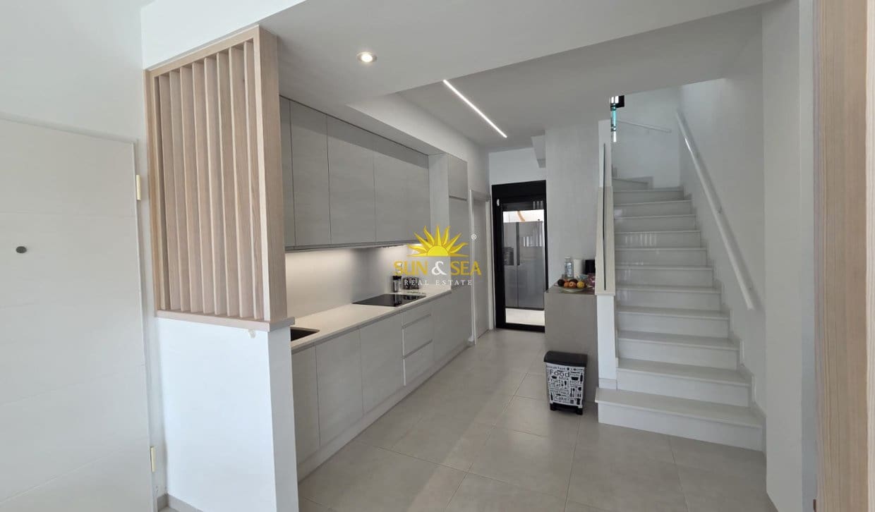 4 bedroom Townhouse for sale in San Pedro del Pinatar with pool - € 495,000 (Ref: 9895610)