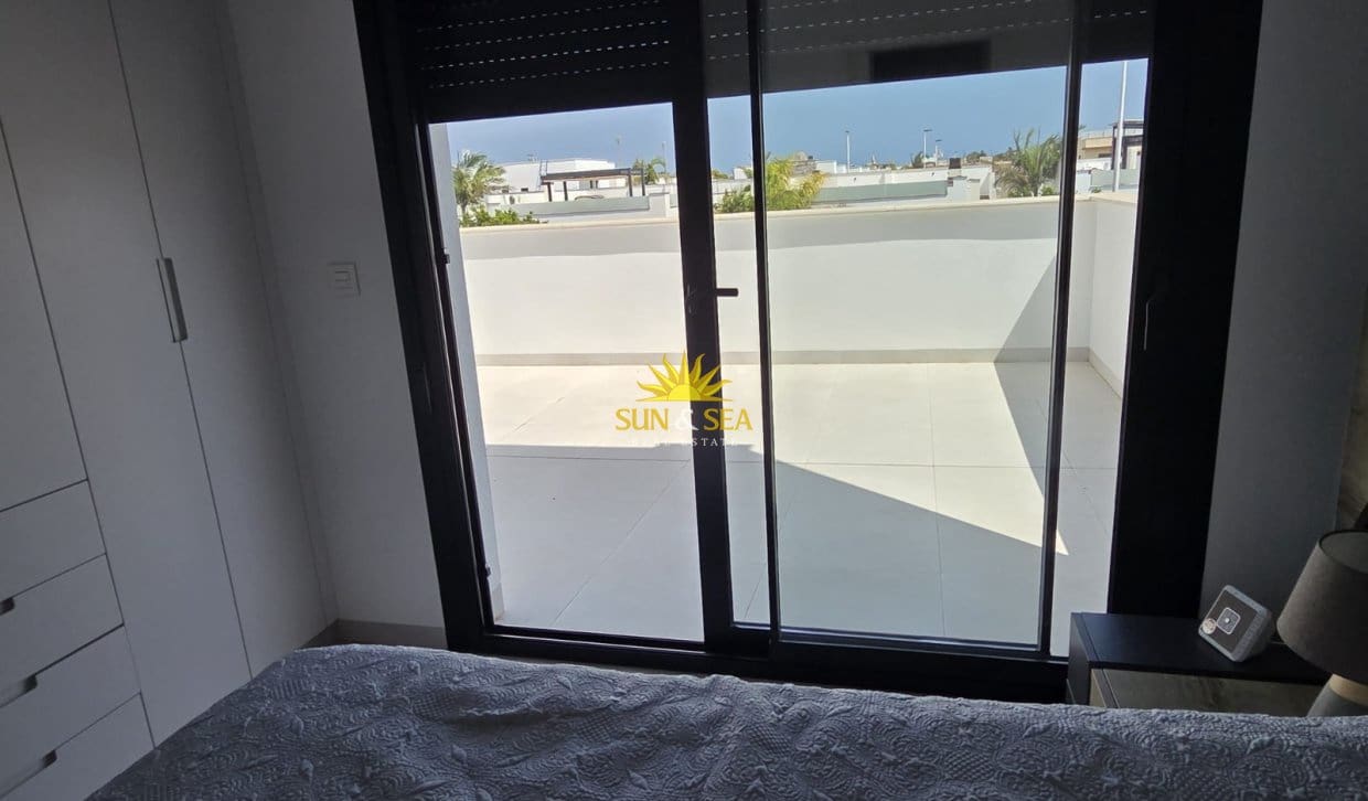 4 bedroom Townhouse for sale in San Pedro del Pinatar with pool - € 495,000 (Ref: 9895610)