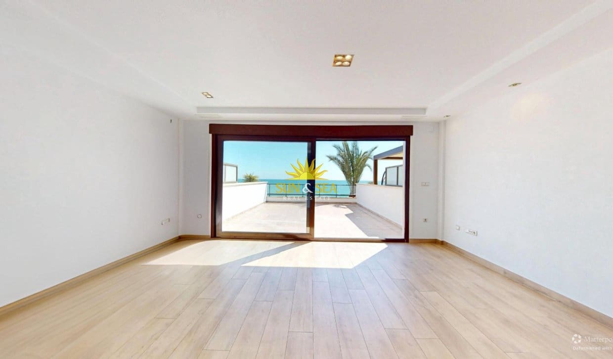 Apartamento de 3 habitaciones en Arenales del Sol en venta con piscina garaje - 525.000 € (Ref: 9896952)
