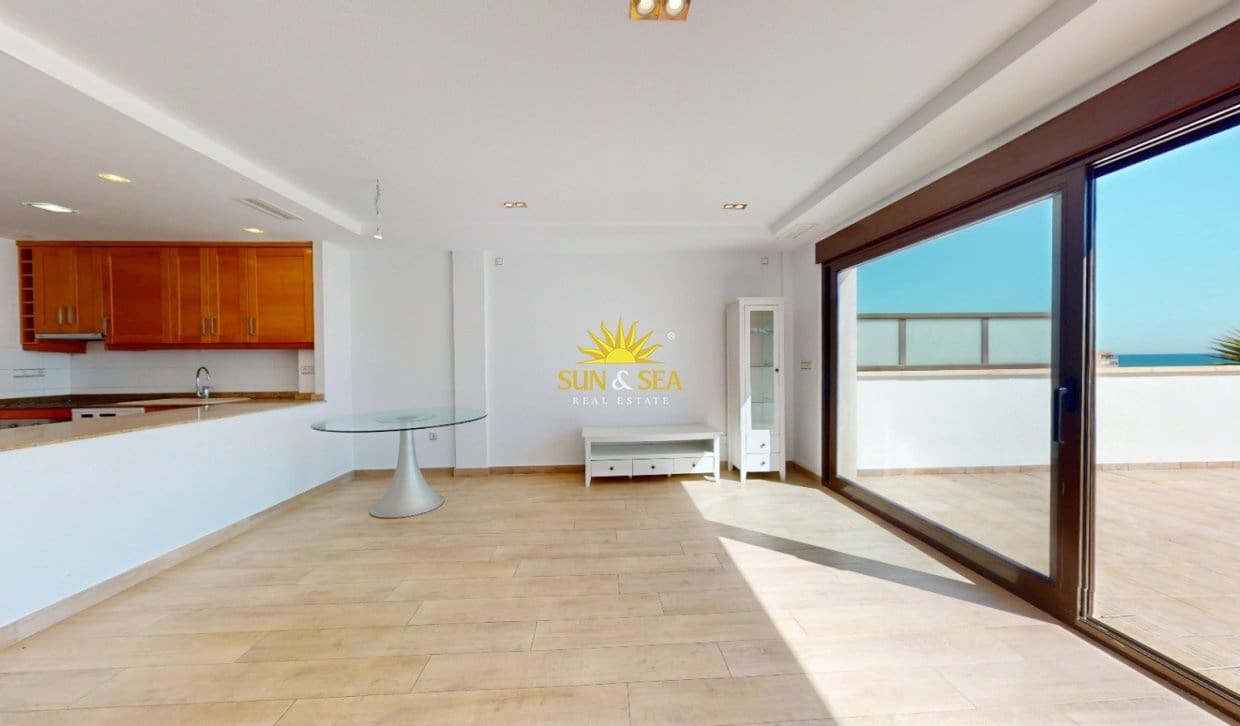 Apartamento de 3 habitaciones en Arenales del Sol en venta con piscina garaje - 525.000 € (Ref: 9896952)