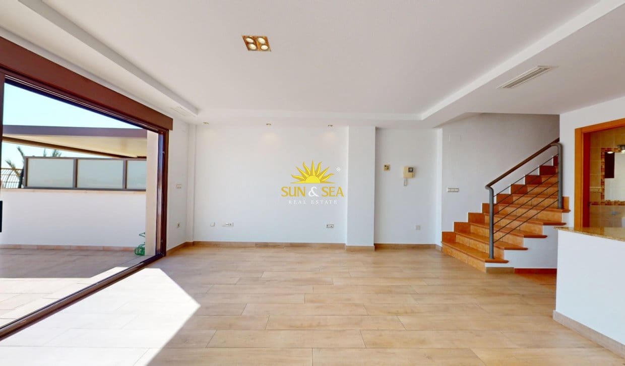 Apartamento de 3 habitaciones en Arenales del Sol en venta con piscina garaje - 525.000 € (Ref: 9896952)