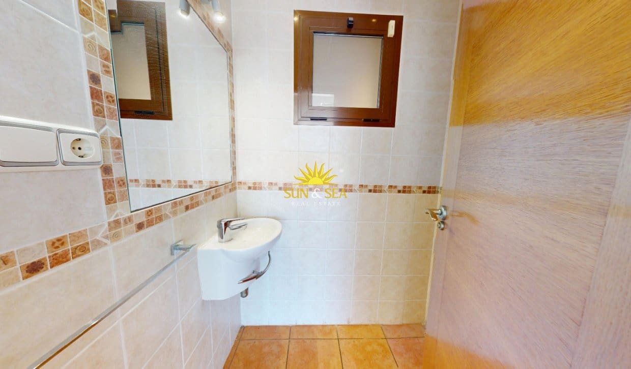 Apartamento de 3 habitaciones en Arenales del Sol en venta con piscina garaje - 525.000 € (Ref: 9896952)