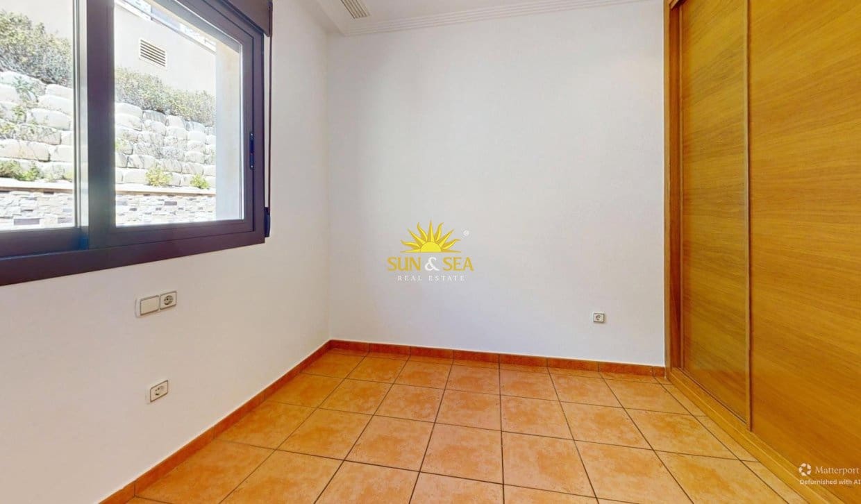 Apartamento de 3 habitaciones en Arenales del Sol en venta con piscina garaje - 525.000 € (Ref: 9896952)