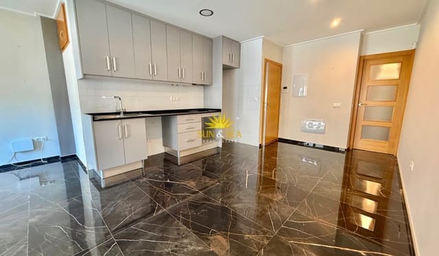 2 chambre Maison de Ville à vendre à Puerto Deportivo, Torrevieja avec garage - 280 000 € (Ref: 9896953)