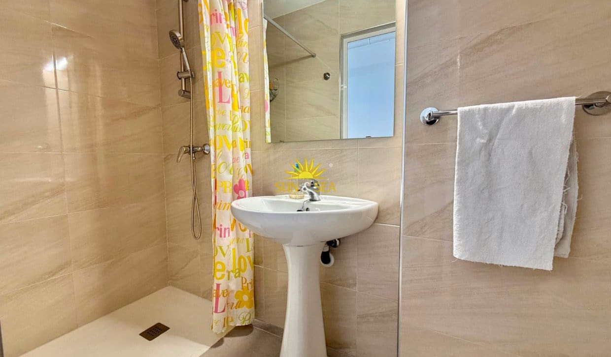 2 chambre Maison de Ville à vendre à Torrevieja avec garage - 280 000 € (Ref: 9896953)