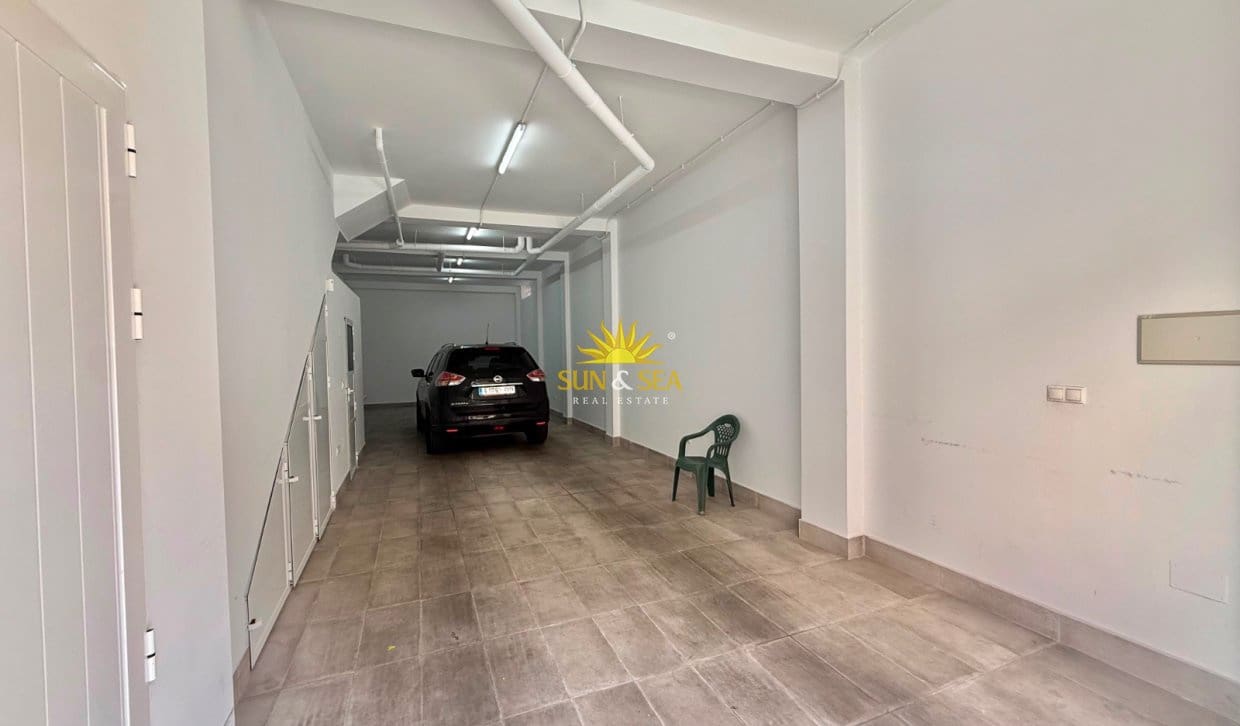 2 chambre Maison de Ville à vendre à Torrevieja avec garage - 280 000 € (Ref: 9896953)