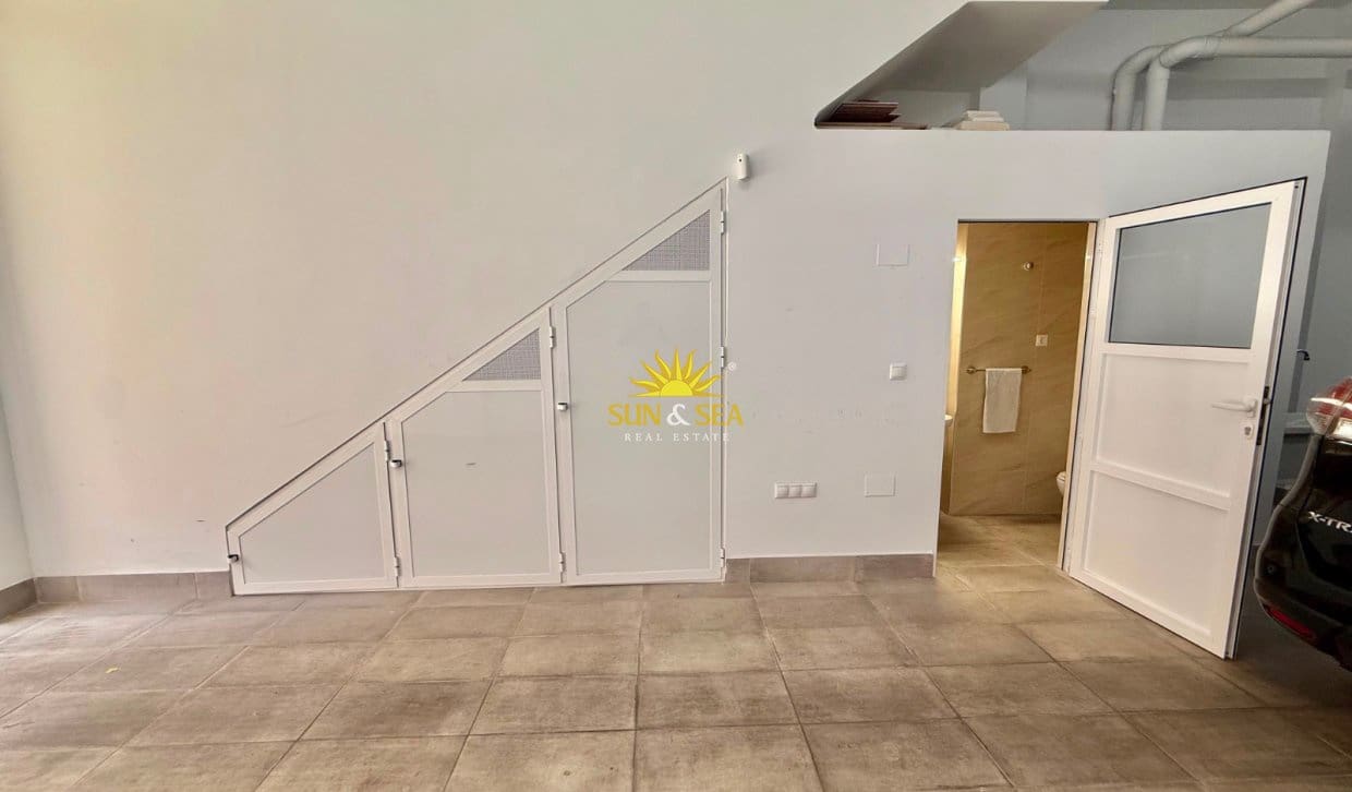 2 chambre Maison de Ville à vendre à Torrevieja avec garage - 280 000 € (Ref: 9896953)