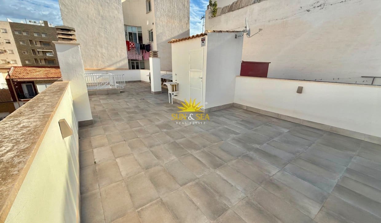 2 chambre Maison de Ville à vendre à Torrevieja avec garage - 280 000 € (Ref: 9896953)
