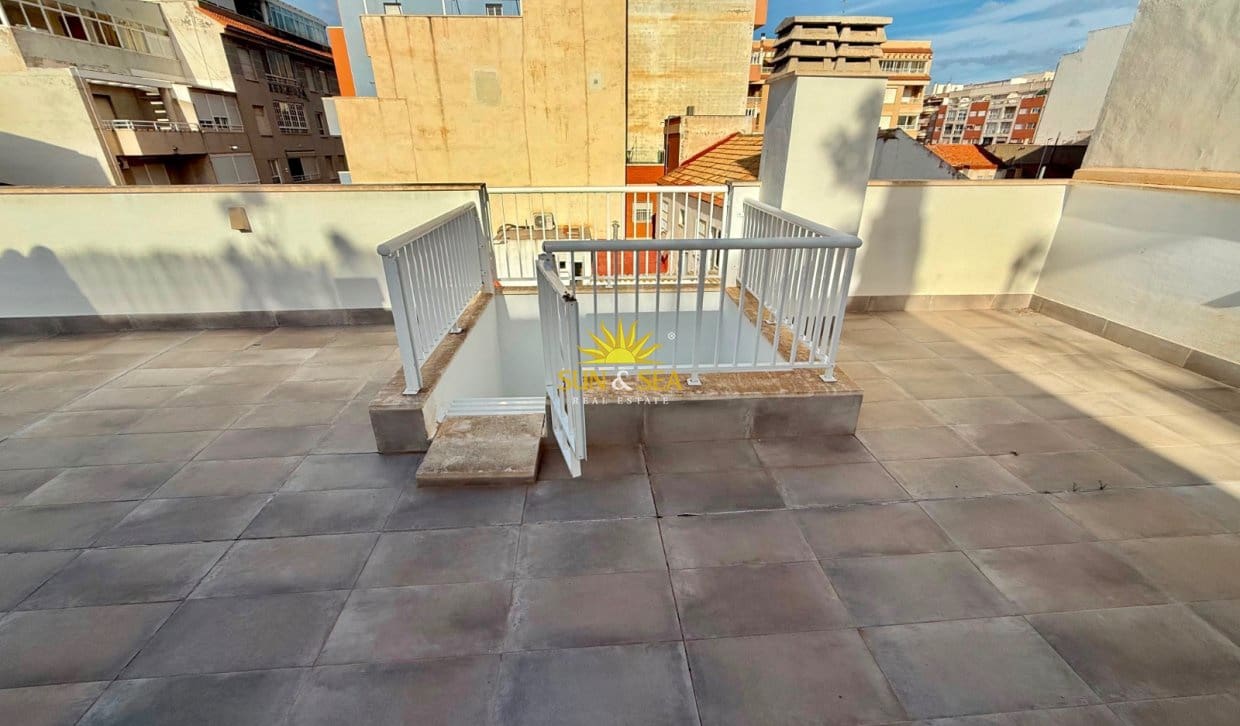 2 chambre Maison de Ville à vendre à Torrevieja avec garage - 280 000 € (Ref: 9896953)