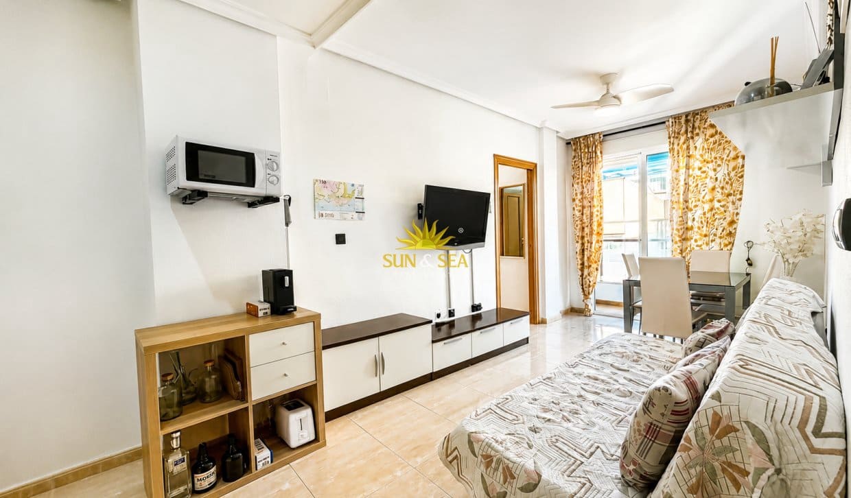 1 soverom Leilighet til salgs i La Mata - € 600 (Ref: 9897284)