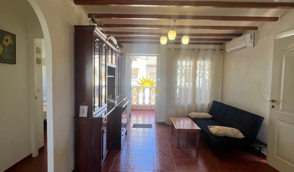2 soverom Leilighet til salgs i Torrevieja - € 141 000 (Ref: 9897285)