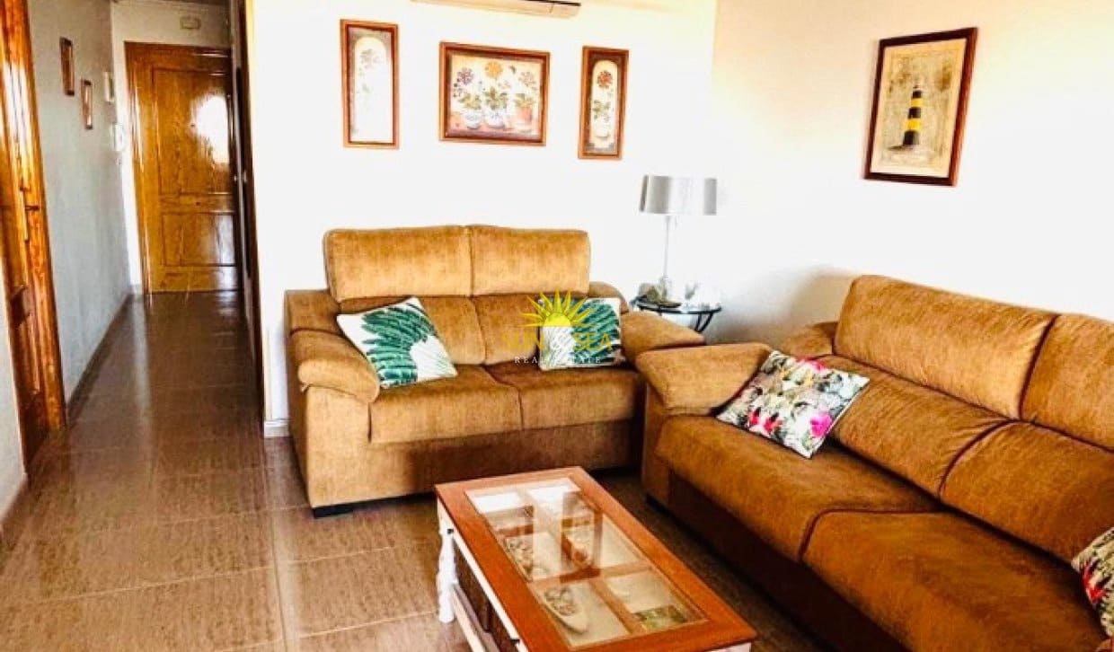 2 soveværelse Lejlighed til salg i Dehesa de Campoamor med swimmingpool - € 290.000 (Ref: 9897409)