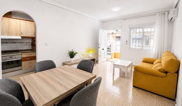 2 soverom Leilighet til leie i Centro, Torrevieja - € 850 (Ref: 9897411)