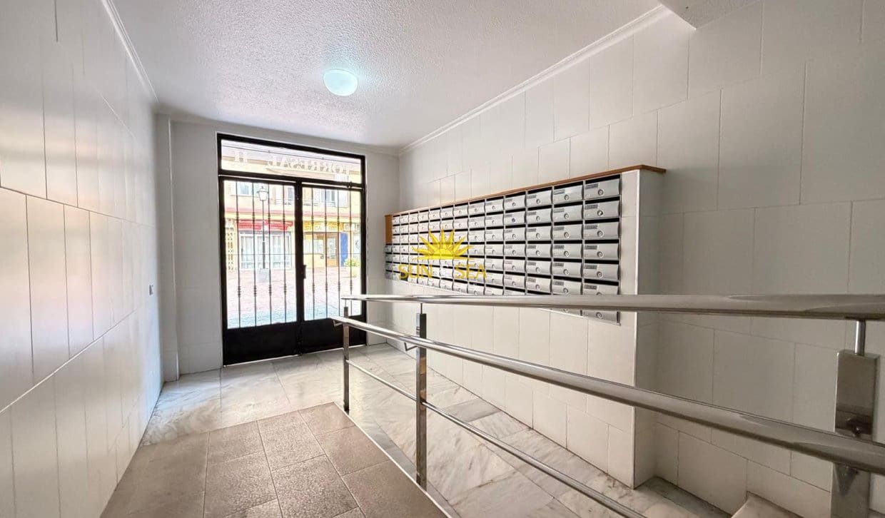 1 chambre Studio à vendre à Torrevieja - 95 000 € (Ref: 9898468)