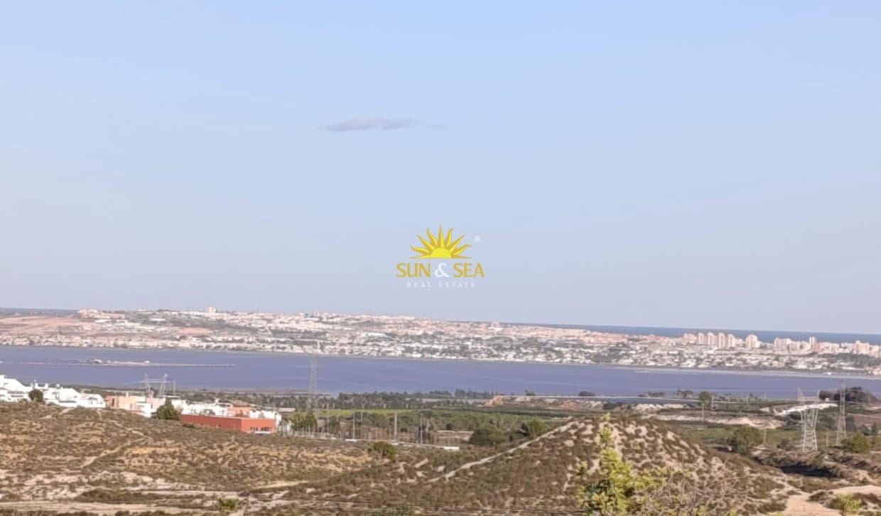 1 slaapkamer Finca/Landhuis te koop in San Miguel de Salinas - € 190.000 (Ref: 9902250)