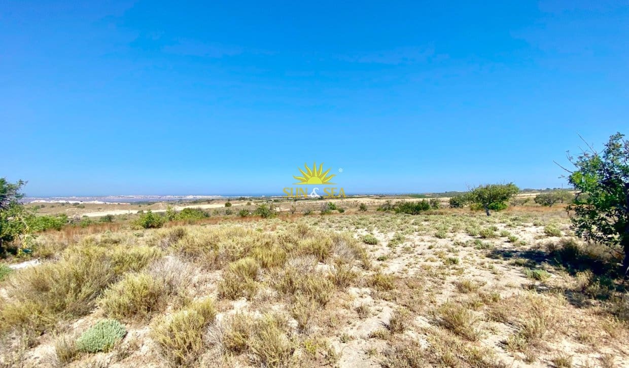 1 sovrum Finca/Hus på landet till salu i San Miguel de Salinas - 190 000 € (Ref: 9902250)