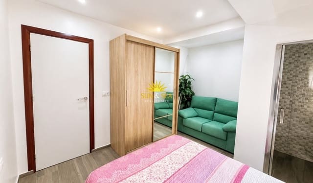 2 soverom Leilighet til salgs i Puerto Deportivo, Torrevieja - € 99 900 (Ref: 9902469)