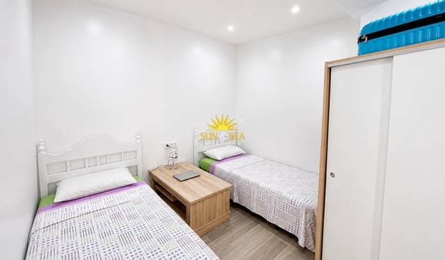 2 soverom Leilighet til salgs i Puerto Deportivo, Torrevieja - € 99 900 (Ref: 9902469)