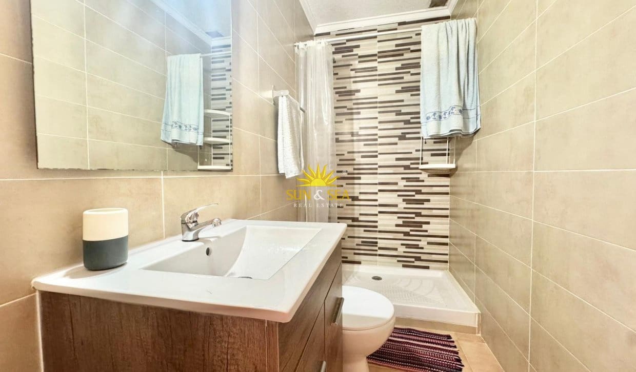 1 soverom Hus til leie i San Fulgencio med garasje - € 550 (Ref: 9902470)