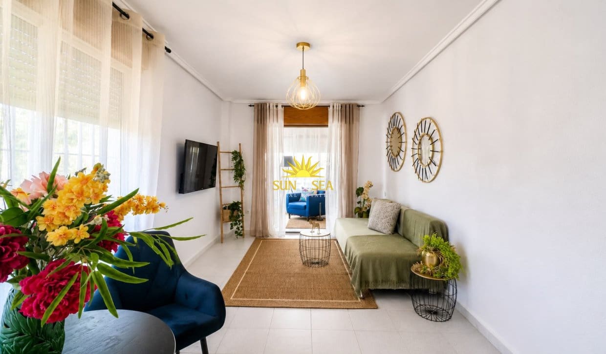 1 soverom Leilighet til salgs i Torrevieja med garasje - € 84 900 (Ref: 9906628)
