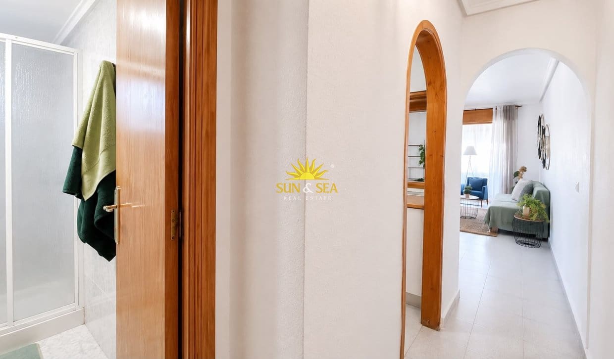 1 soverom Leilighet til salgs i Torrevieja med garasje - € 84 900 (Ref: 9906628)