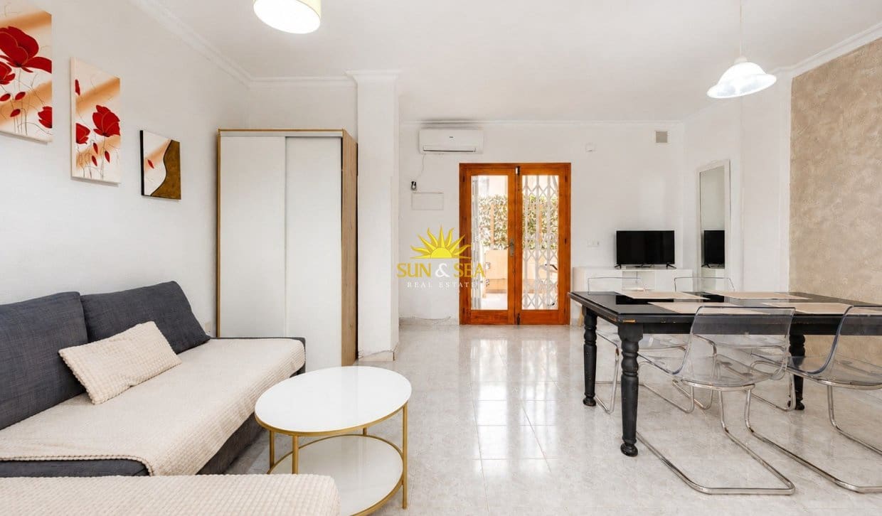2 chambre Appartement à vendre à Torrevieja - 138 900 € (Ref: 9906629)