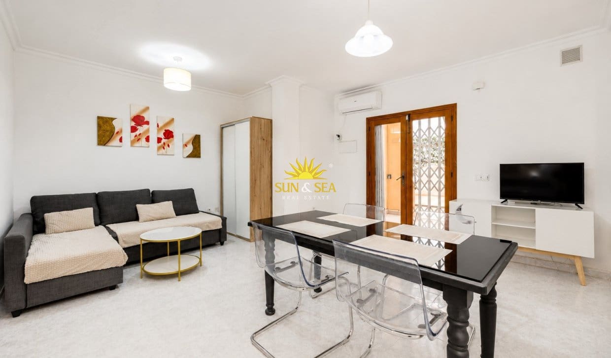 2 chambre Appartement à vendre à Torrevieja - 138 900 € (Ref: 9906629)