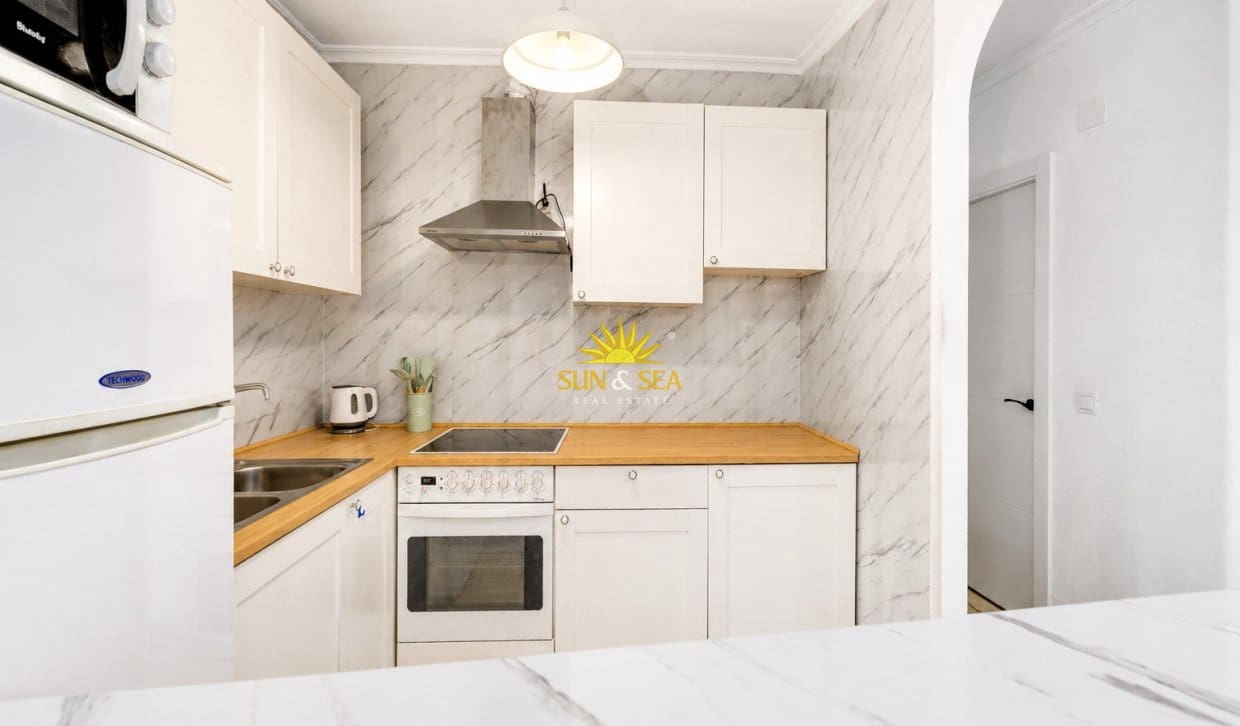 2 chambre Appartement à vendre à Torrevieja - 138 900 € (Ref: 9906629)