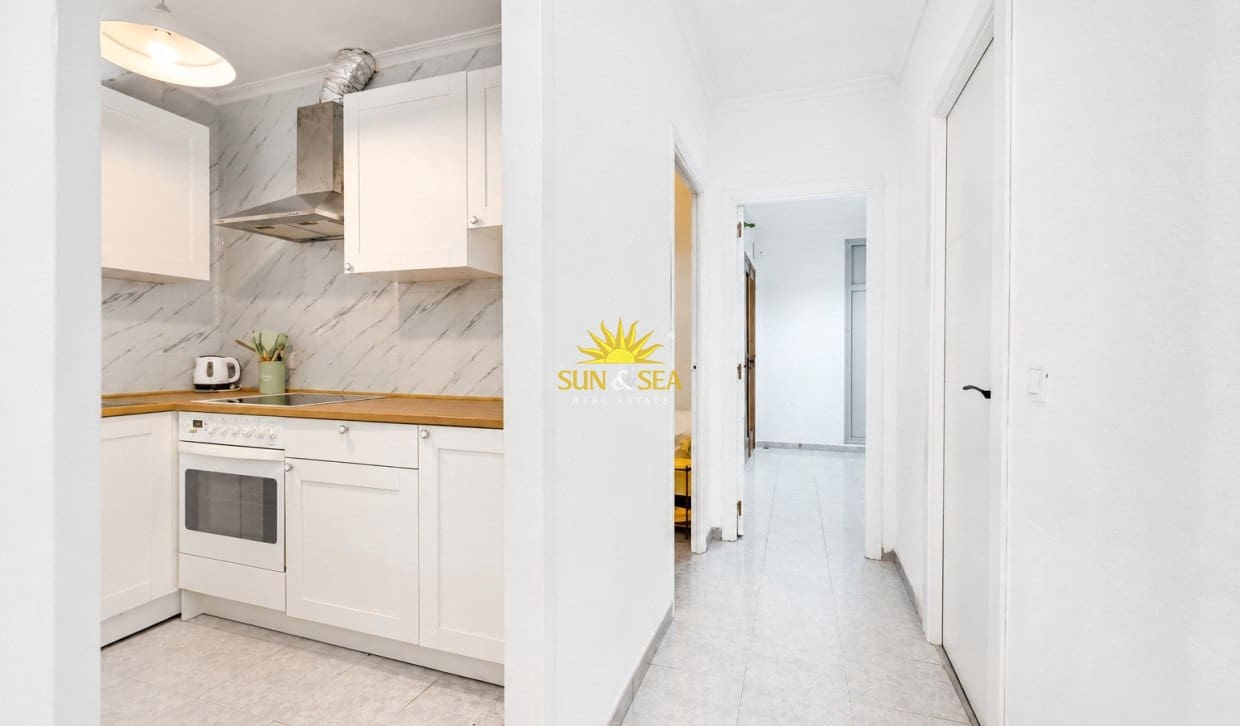 2 chambre Appartement à vendre à Torrevieja - 138 900 € (Ref: 9906629)